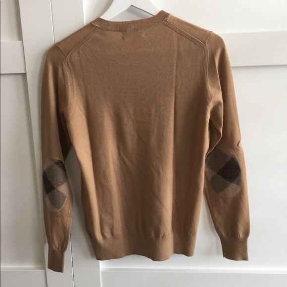 Authentic Burberry sweater - Picture 5 of 10